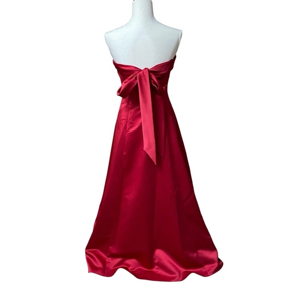 Michaelangelo Red Strapless Satin Gown Bow Back Formal Evening Dress Sz 2 - Picture 9 of 12
